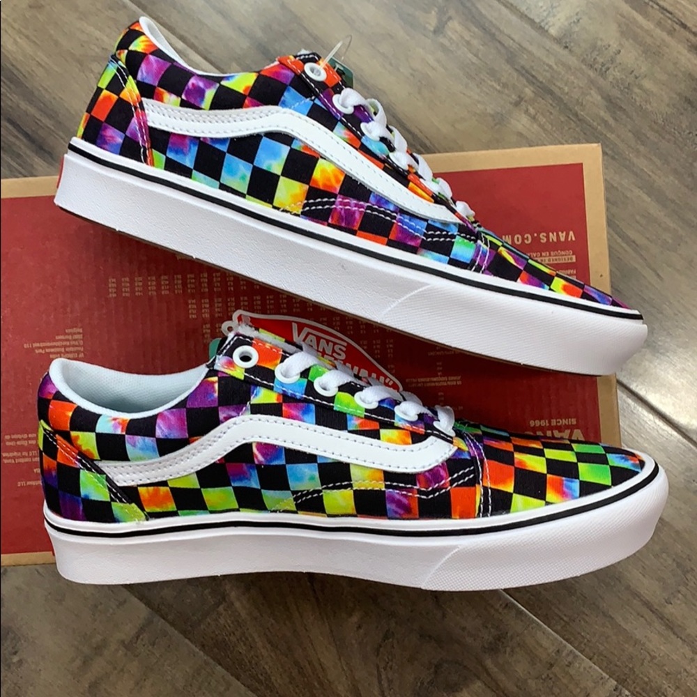 •VANS COMFYCUSH OLD SKOOL Tie-Dye CHECKERBOARD Mens - Picture 3 of 16